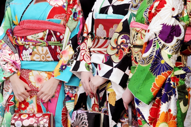 Introduction Of Furisode, With Obi And Kimono Accessories | Cafekimono